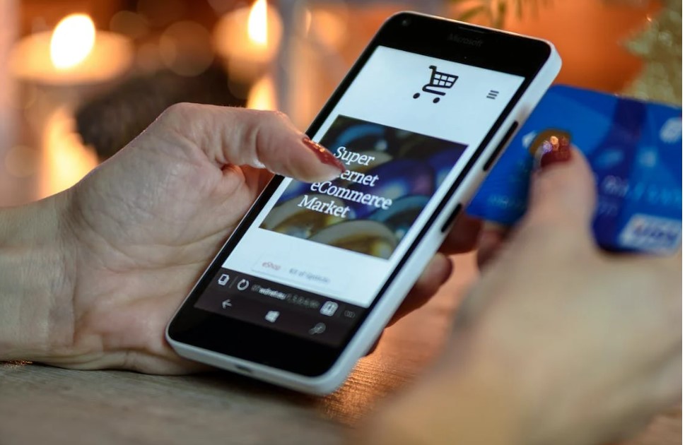 Mobile App Development for eCommerce Challenges and Solutions